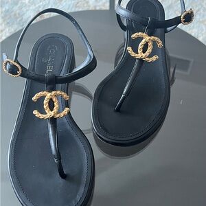 Chanel thong sandals with gold tone CC emblem lamb skin black 38